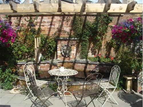 The Old Brewhouse Bed & Breakfast Cirencester Eksteriør bilde